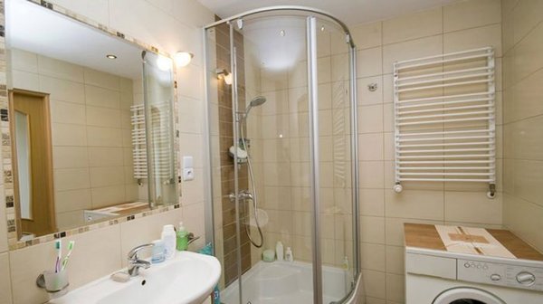 Cum să alegi dimensiunea cabinei de duș?